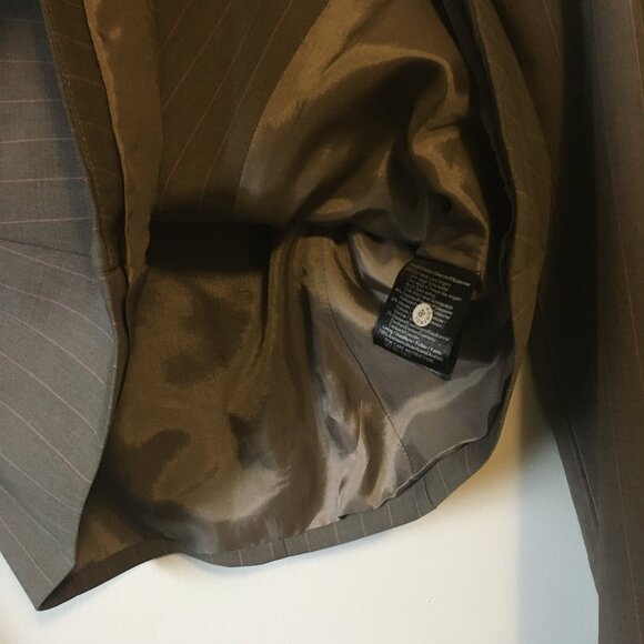 NWOT Virgin Wool Blend Grey and Pink Pinstripe Blazer - Picture 11 of 16